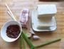 五花肉烧老豆腐的做法图解1