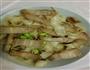 豆芽菜炒刀削面的做法图解1