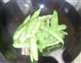里脊肉炖豆角的做法图解5