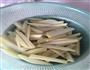 炸薯条的做法图解3