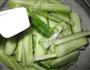 麻辣黄瓜的做法图解2