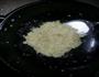 开胃蛋炒饭的做法图解3