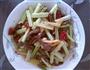芹菜牛肉丝的做法图解2
