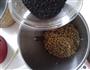 黑芝麻核桃豆浆的做法图解3