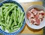 家常下饭菜-豆角炒五花肉的做法图解1