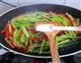 芹菜炒肉丝的做法图解10