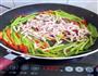 芹菜炒肉丝的做法图解12
