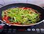 芹菜炒肉丝的做法图解9
