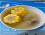 玉米排骨汤的做法图解1