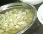 冰糖百合西米粥的做法图解2