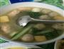 鱼丸青菜汤的做法图解1