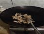 萝卜干豆腐猪肉的做法图解2
