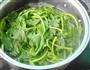 番薯叶咸蛋汤的做法图解4
