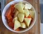 土豆胡萝卜焖鸡块儿的做法图解2