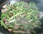 芹菜炒肉片的做法图解6
