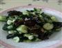 黄瓜清拌木耳的做法图解1