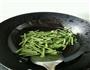 干煸豆角的做法图解3