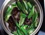 木耳炒秋葵的做法图解5