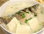 鲫鱼豆腐汤的做法图解1