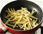 椒盐土豆条的做法图解8
