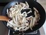 豆芽鲜菇肉丝的做法图解5