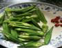 秋葵炒培根的做法图解2