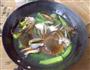 螃蟹煮苦瓜的做法图解6