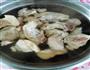 花生红枣猪脚汤的做法图解6