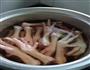 电饭锅卤鸡爪的做法图解1