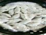 鸡蛋韭菜饺子的做法图解1