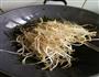 豆芽炒海带丝的做法图解6