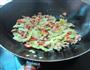 辣椒苦瓜炒肉的做法步骤8