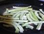 老干妈拌苦瓜的做法图解2