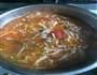 番茄金针肥牛煲的做法图解5