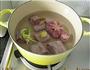 牛尾萝卜汤的做法图解1