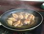 香菇木耳焖鸡翅的做法图解6
