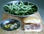 五花肉炖豆角的做法图解1
