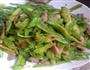 苦瓜炒肉的做法图解2