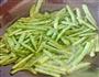 干煸豆角的做法图解2