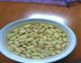 炒黄豆的做法图解1