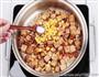 肉丁胡萝卜玉米粒烧豆腐的做法图解6