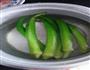 秋葵炒肉片的做法图解3