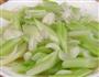 灰灰的西芹百合的做法图解3