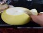 剥柚子的做法图解2