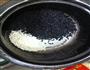 秋日粥品—黑米红豆粥的做法图解1