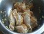 鸡翅根焖香菇腐竹的做法图解4