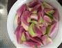 炝拌萝卜皮的做法图解2