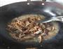 腌笋炒肉的做法步骤2