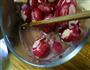 糖醋樱桃萝卜的做法图解4