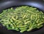 凉拌毛豆的做法图解2